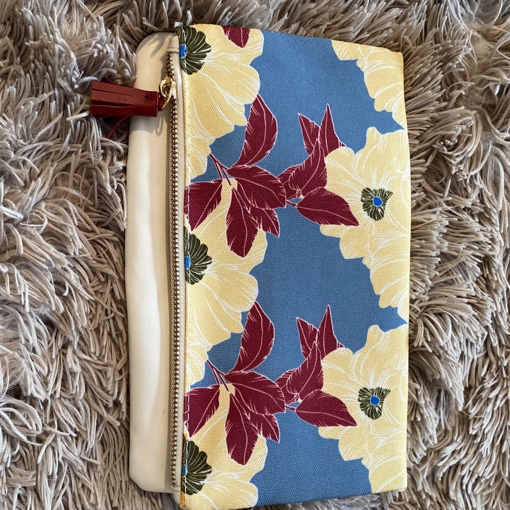 NWOT Rachel Pally Clutch